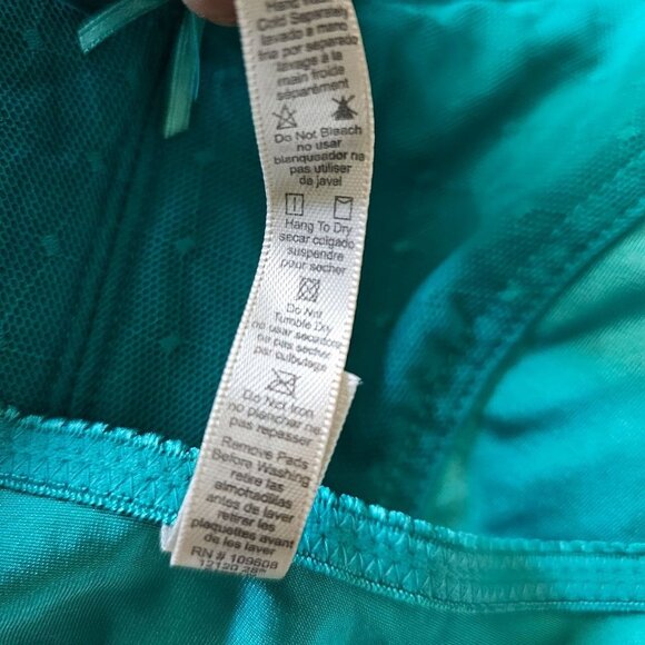 Rhonda Shear Green Style 676 Shapewear Leisure Bra in Size  3X - Picture 7 of 9